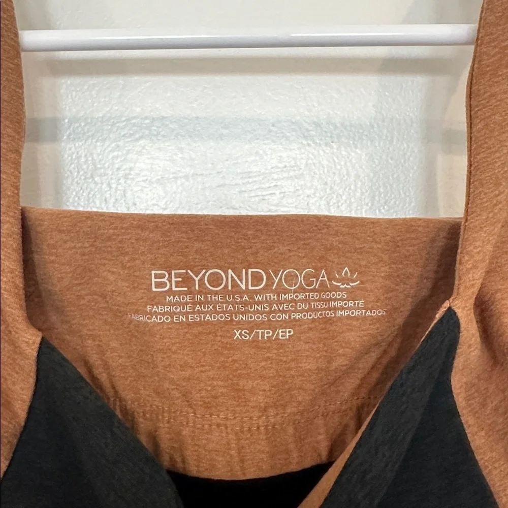 Beyond Yoga Brown/Black Colorblock Women's Crop Athletic Tank Top